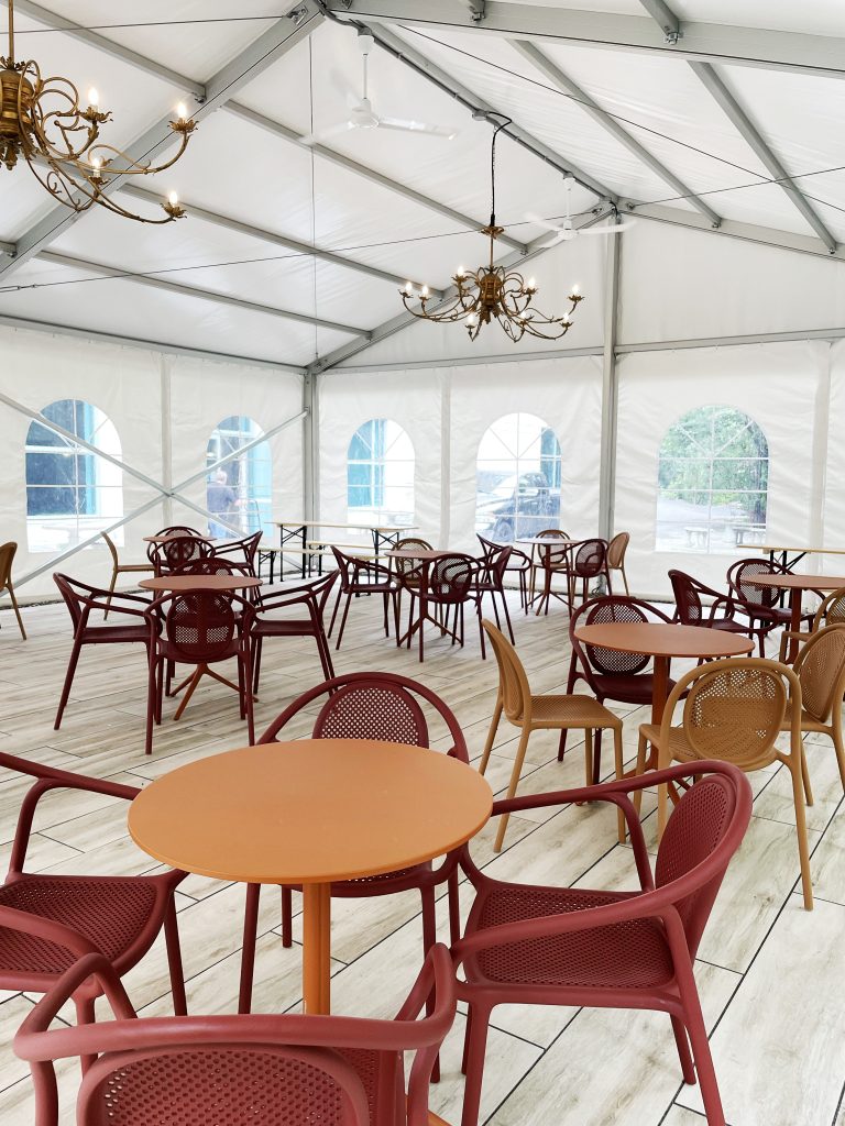 Mausolée Saint-Martin furnished by Espace Cabdéco. Remind chairs by Pedrali. 